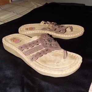 Earth spirit flip flops